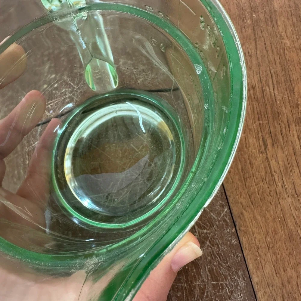 Vaseline Green Glass‎ Measuring Cup 2 Cup Capacity Kitchenware For Household Use